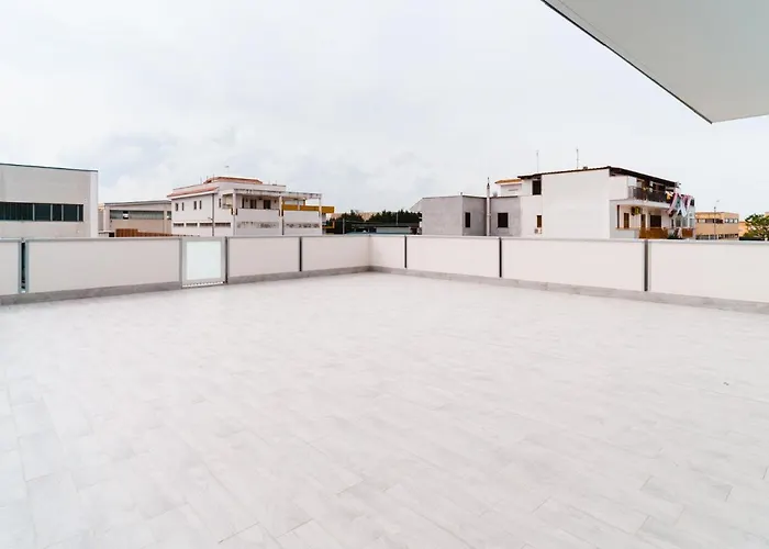 Scaringi Palace A Appartement Trani